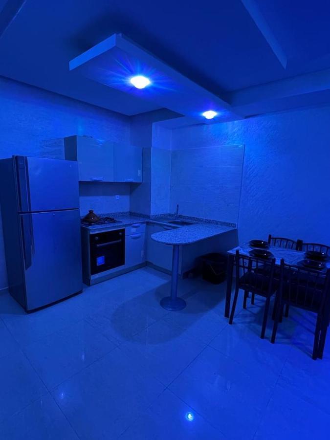 Guelizma's Luxury Self Check In 15 Mins To Marina Free Parking . Appartement Agadir